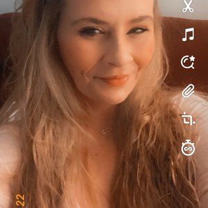 Meet your Posher, Tana